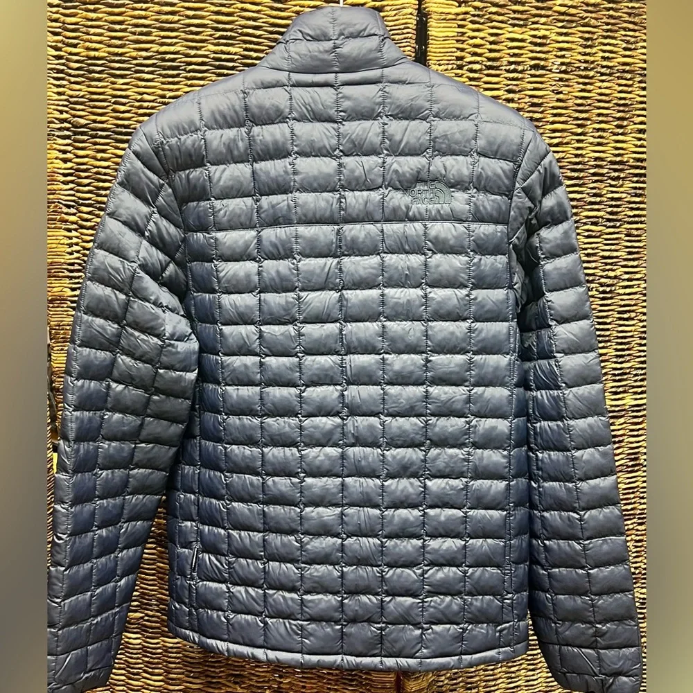 The North‎ Face Men's Thermoball Hooded Jacket - Navy  Blue, Medium